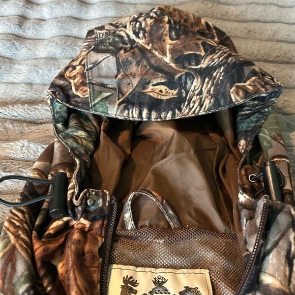 Herter’s men’s camo jacket - Picture 4 of 8